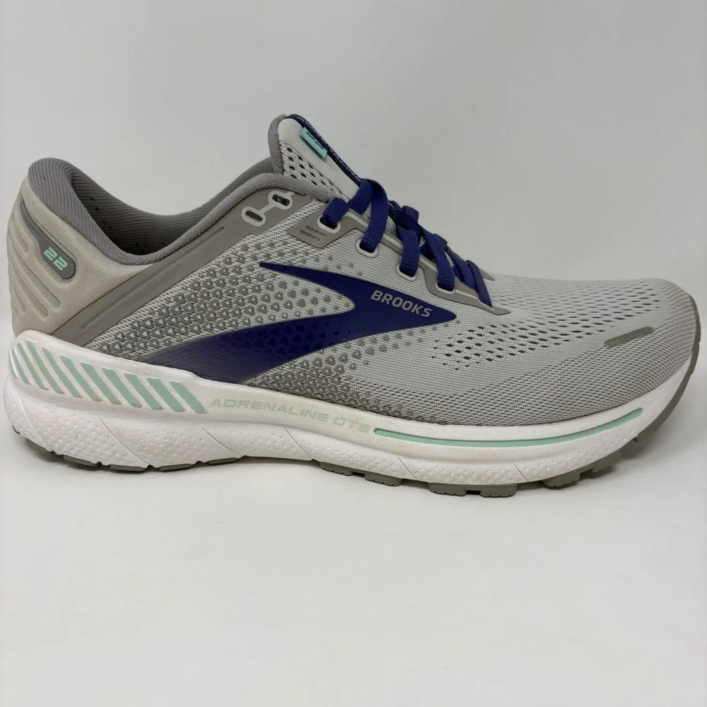 Brooks Adrenaline GTS 22 Women Size 10.5 Grey Running Shoes WORN ONCE